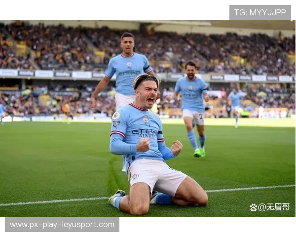 德布劳内外脚背弧线助攻，让人惊叹